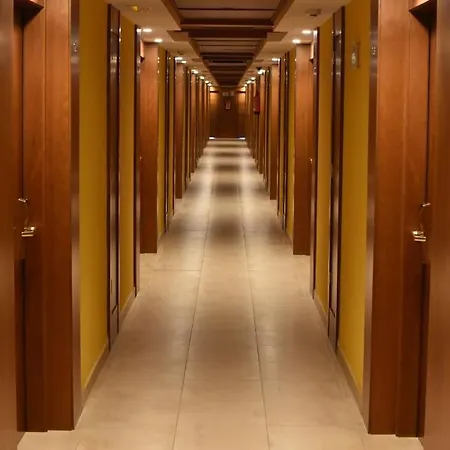 Union Hotel *